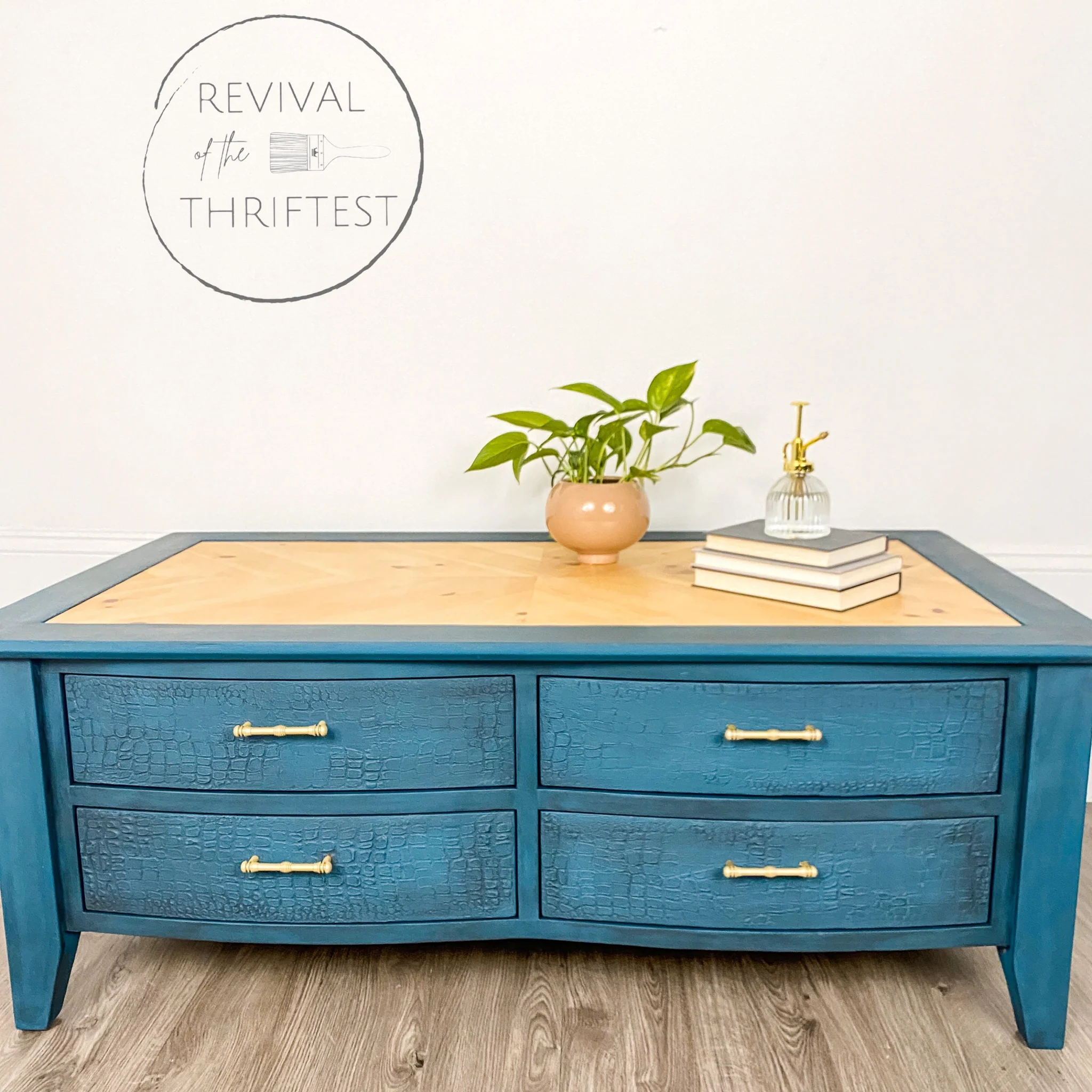 Dixie Belle Antebellum Blue Chalk Mineral Paint | Furniture Paint - Image 5