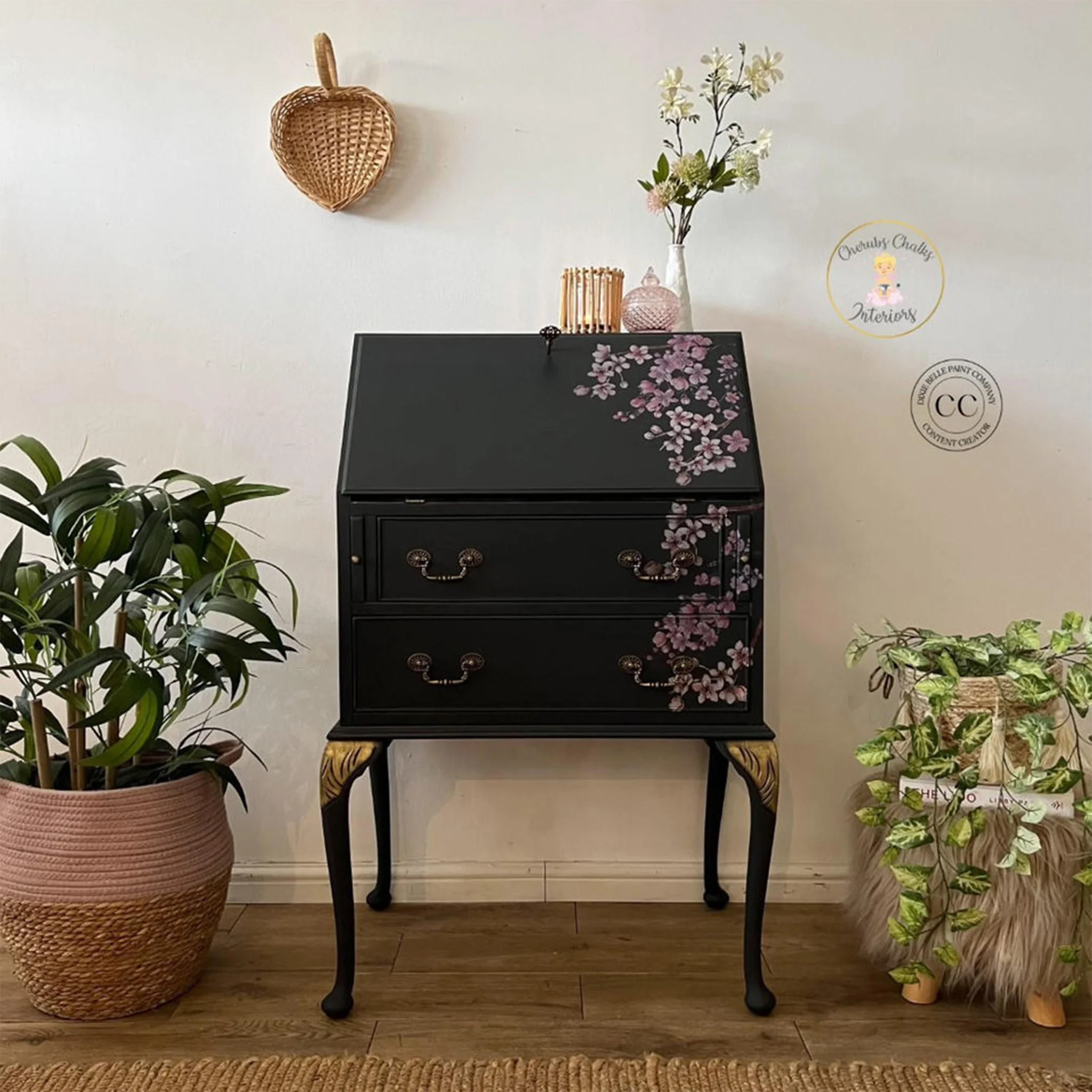 Dixie Belle Black Sands Silk All-in-One | Furniture Paint - Image 6
