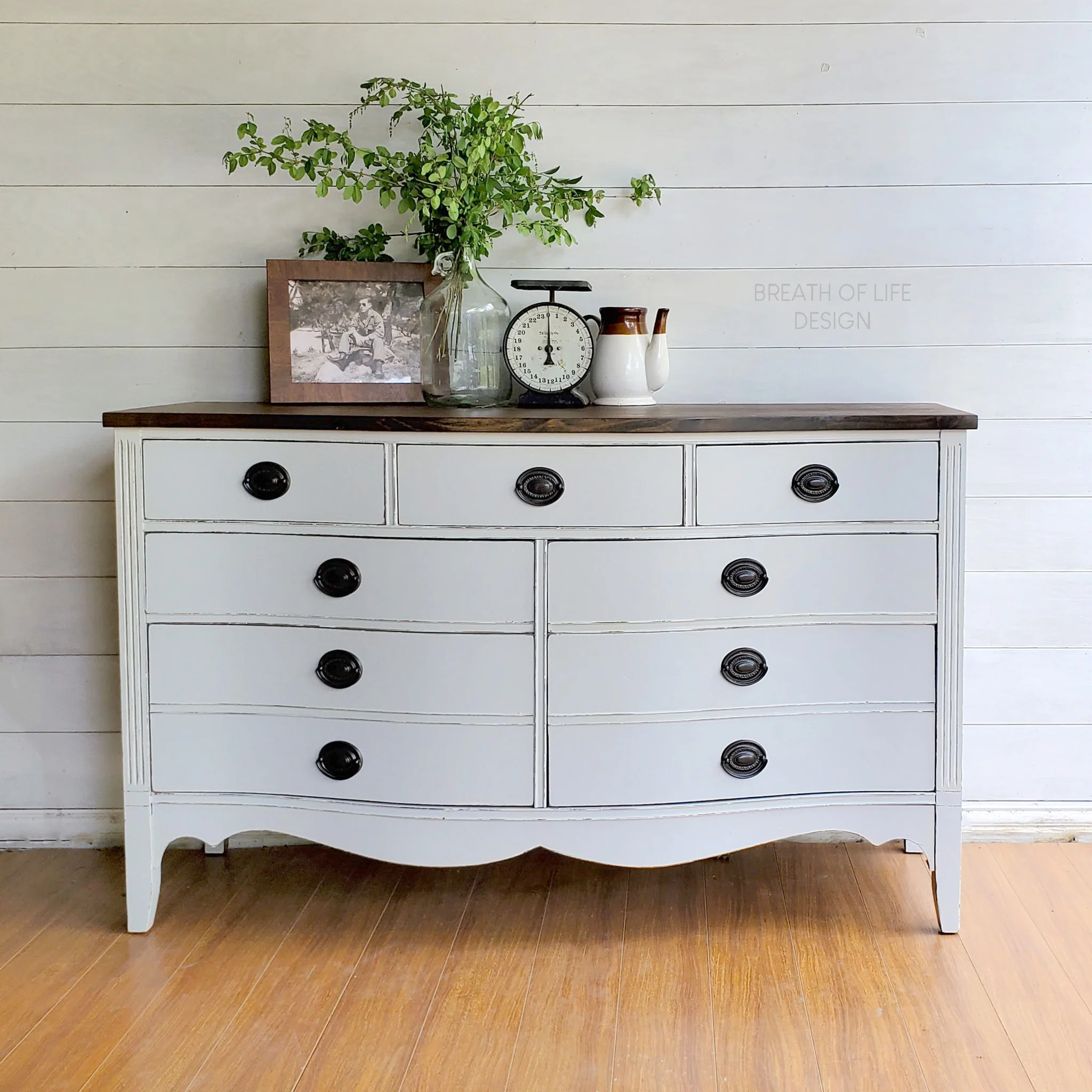 Dixie Belle Driftwood Chalk Mineral Paint | Furniture Paint - Image 2