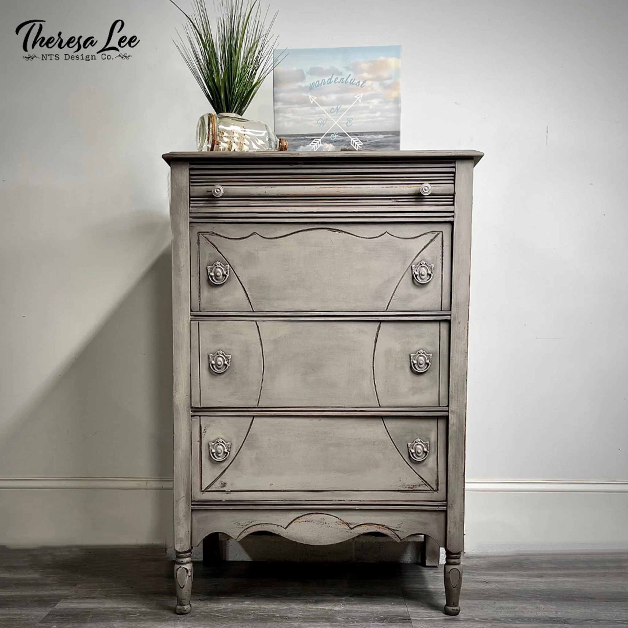 Dixie Belle French Linen Chalk Mineral Paint | Furniture Paint - Image 6