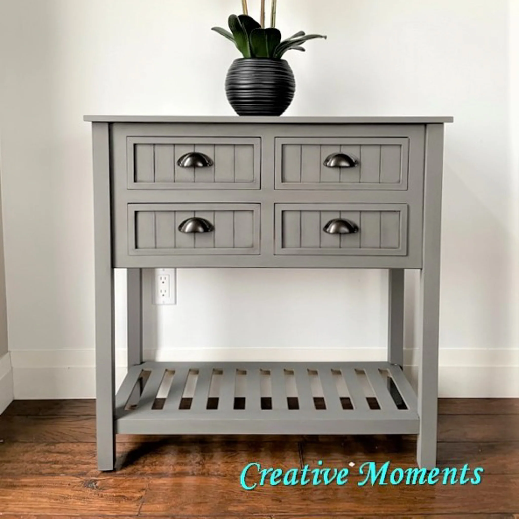 Dixie Belle Hurricane Gray Chalk Mineral Paint | Furniture Paint - Image 7