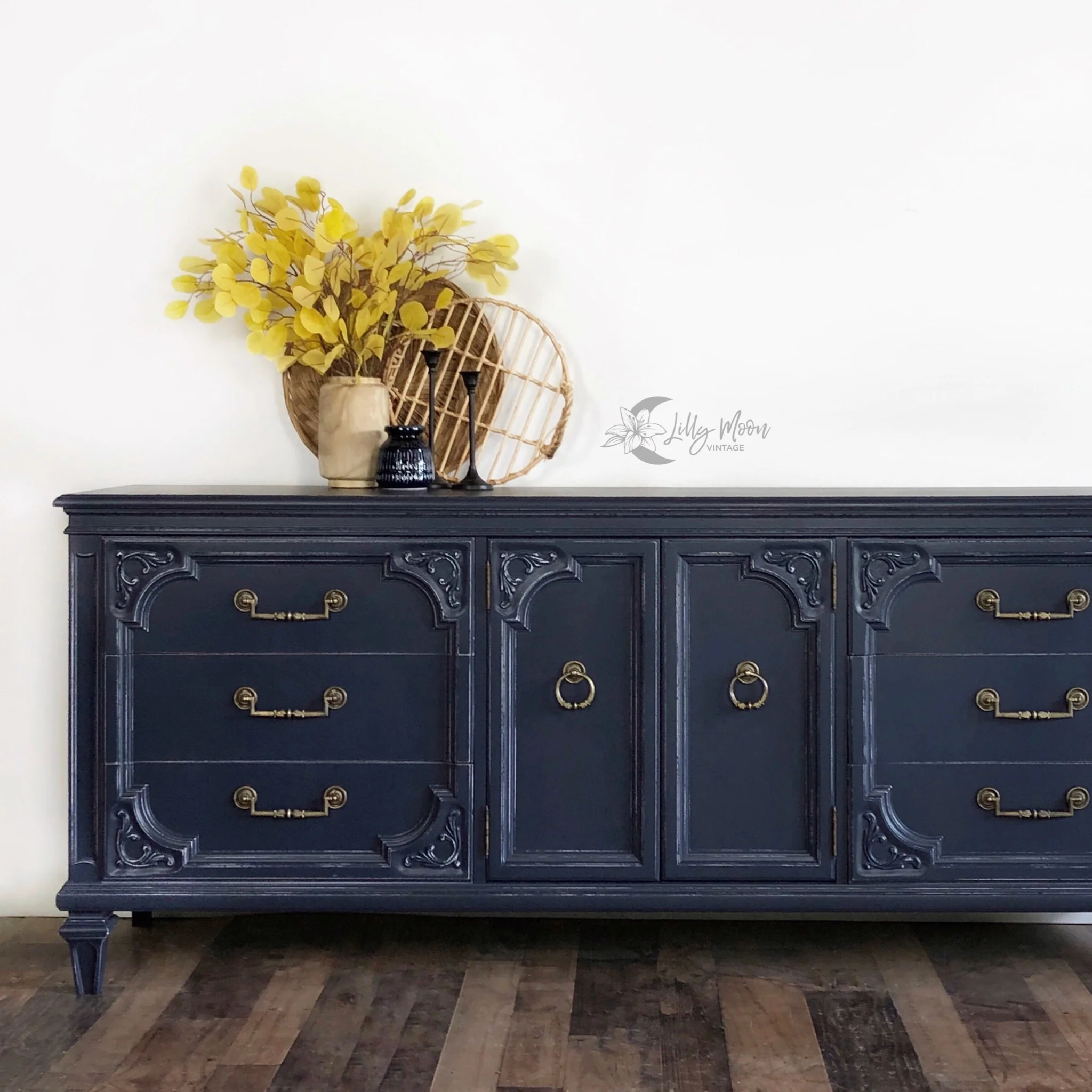 Dixie Belle In the Navy Chalk Mineral Paint | Furniture Paint - Image 7