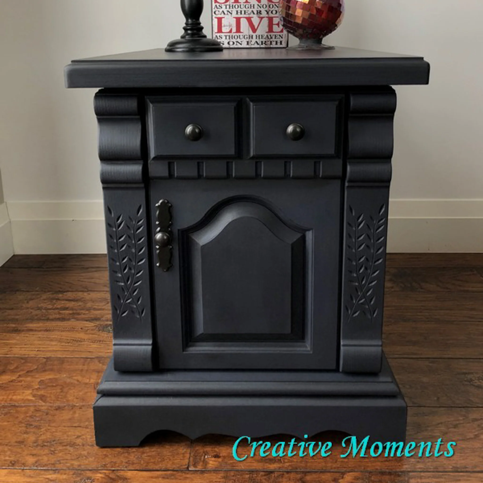 Dixie Belle In the Navy Chalk Mineral Paint | Furniture Paint - Image 8