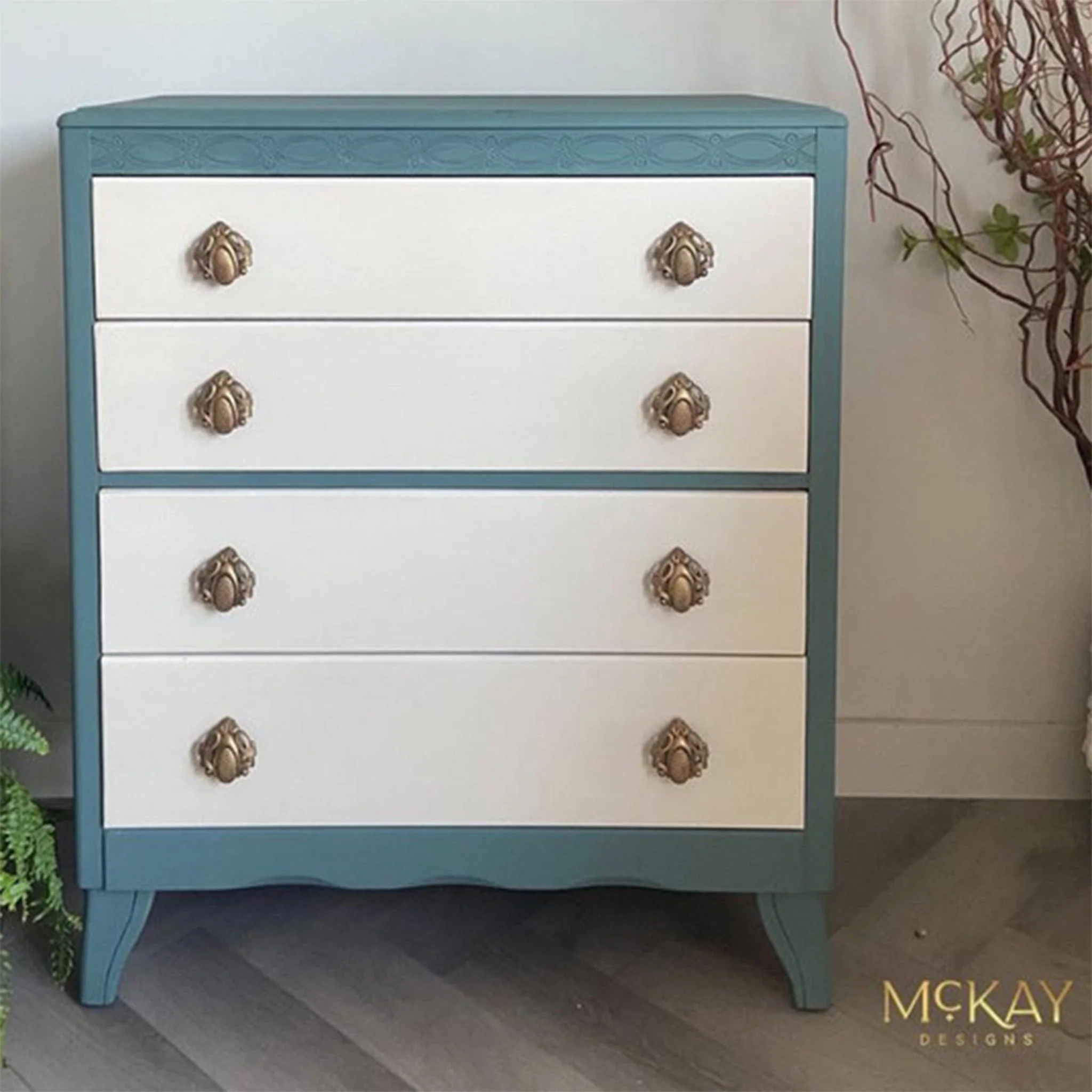 Dixie Belle Blue Grass Chalk Mineral Paint | Furniture Paint - Image 6