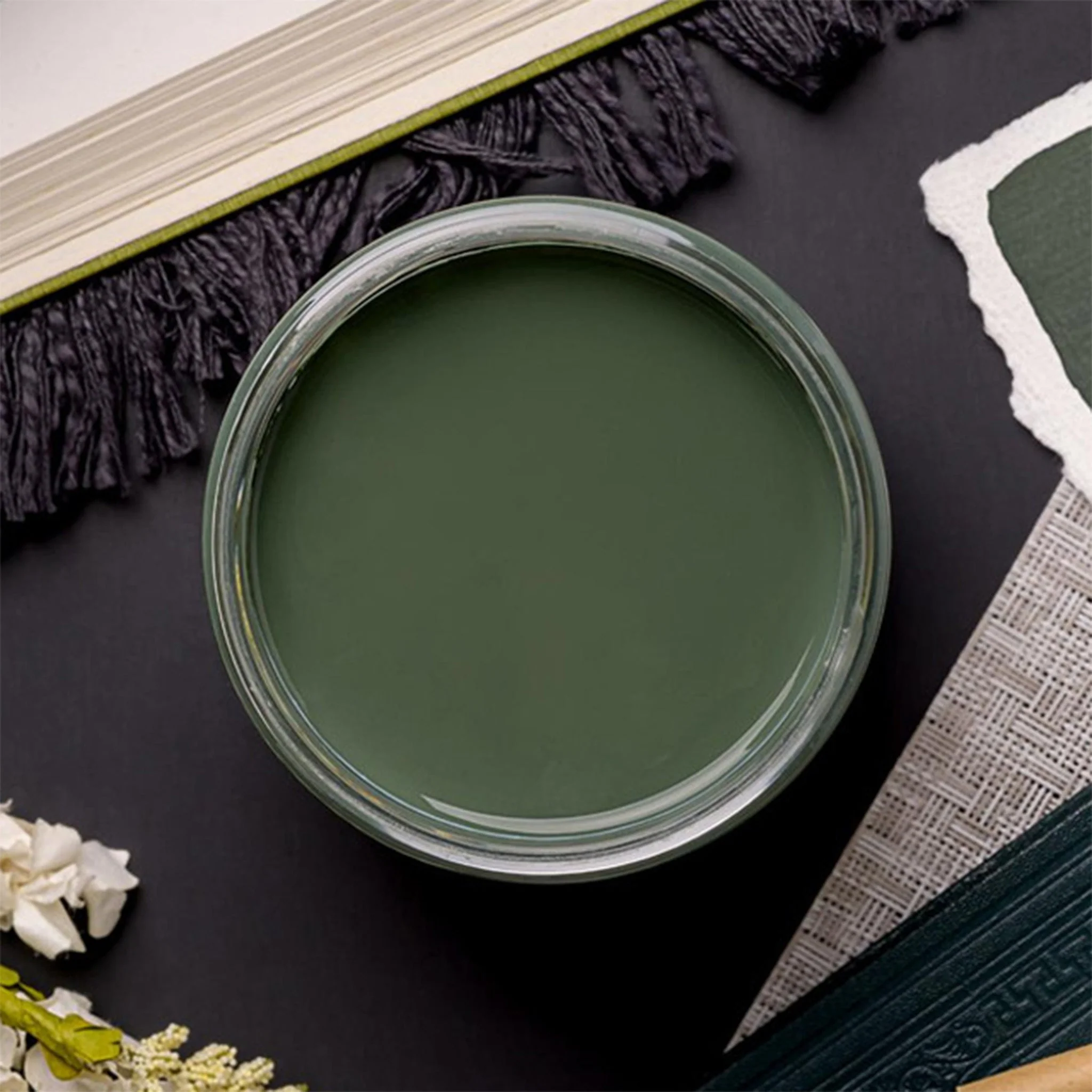 Dixie Belle Briar Patch Chalk Mineral Paint | Furniture Paint