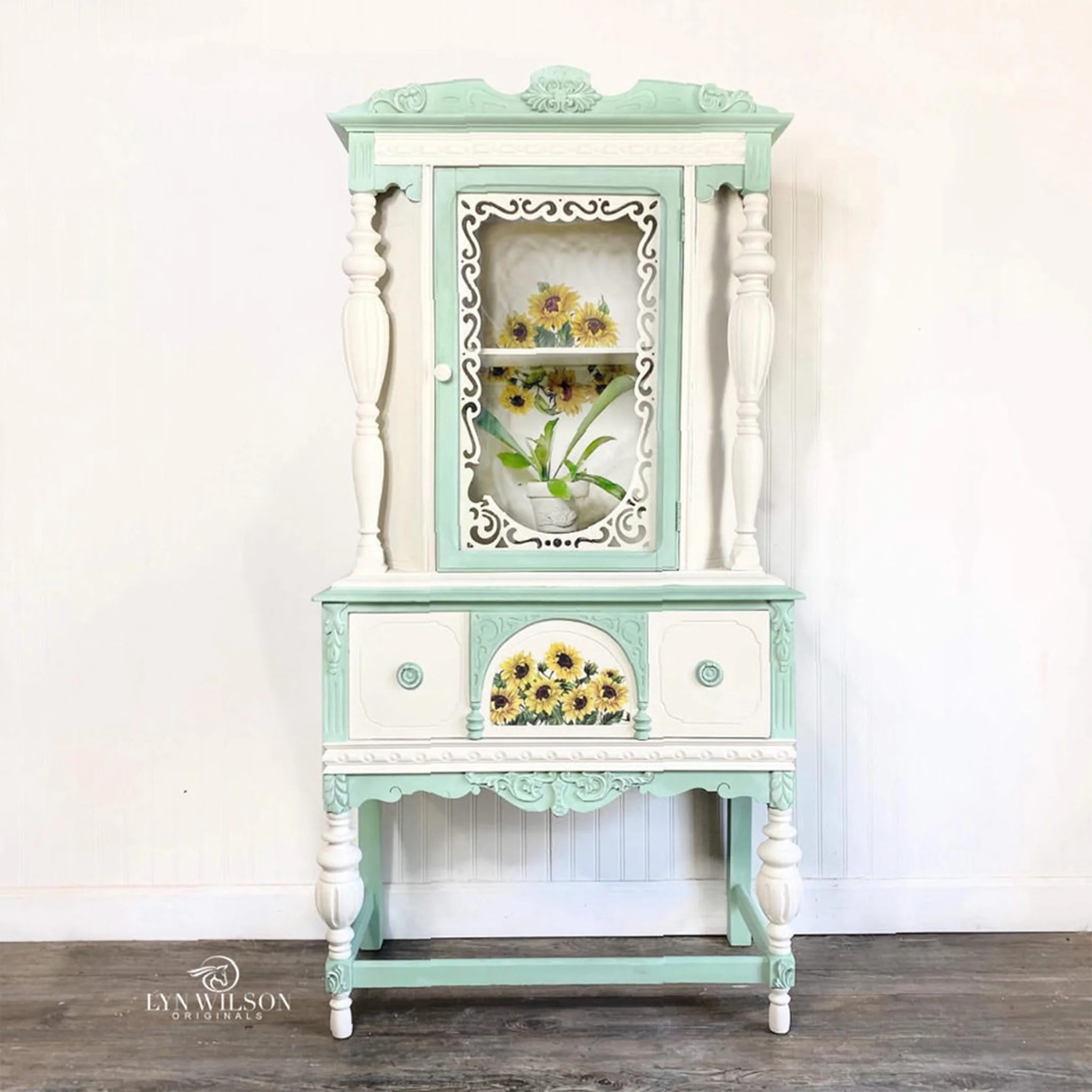 Dixie Belle Endless Shore Silk All-in-One | Furniture Paint - Image 8