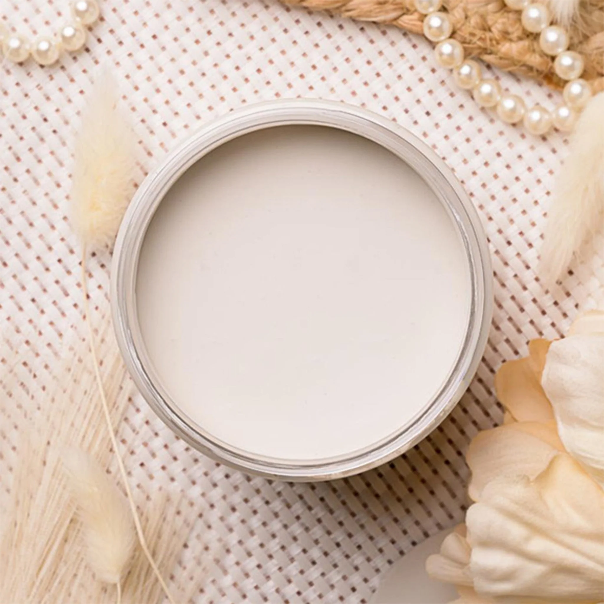 Dixie Belle Gardenia Chalk Mineral Paint | Furniture Paint