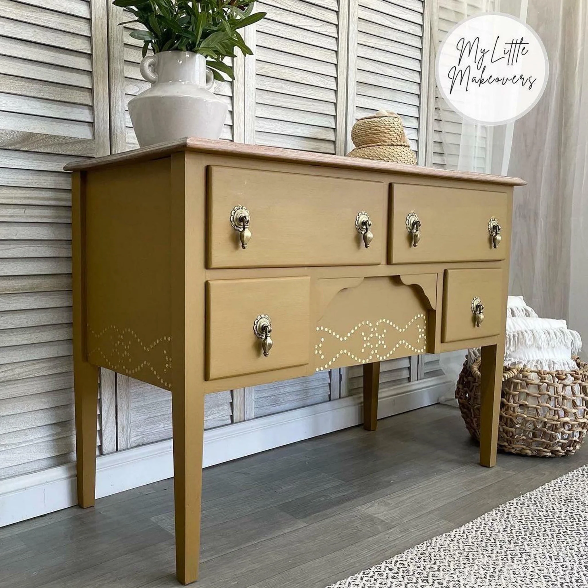 Dixie Belle Mojave Silk All-in-One | Furniture Paint - Image 4