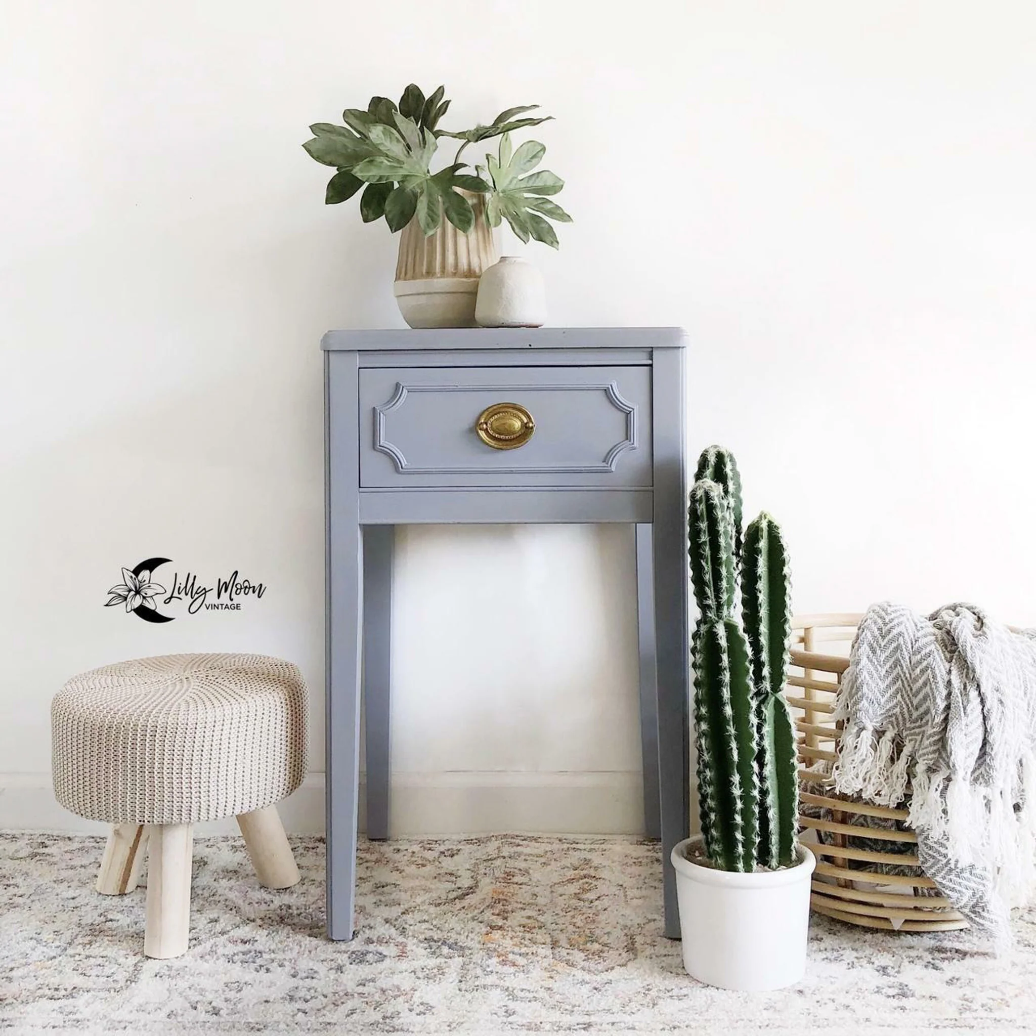 Dixie Belle Quiet Cove Silk All-in-One | Furniture Paint - Image 3