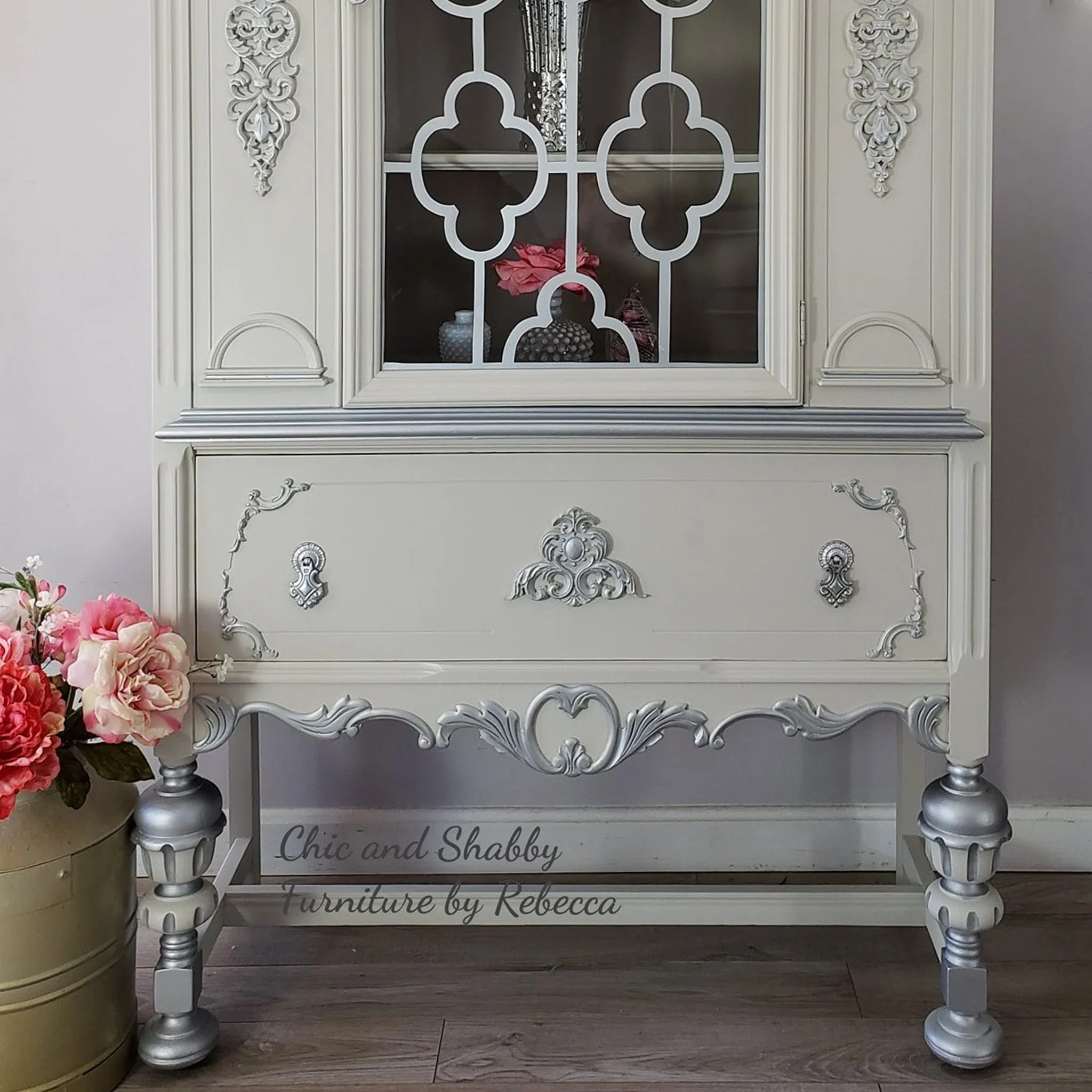 Dixie Belle Sawmill Gravy Chalk Mineral Paint | Furniture Paint - Image 2
