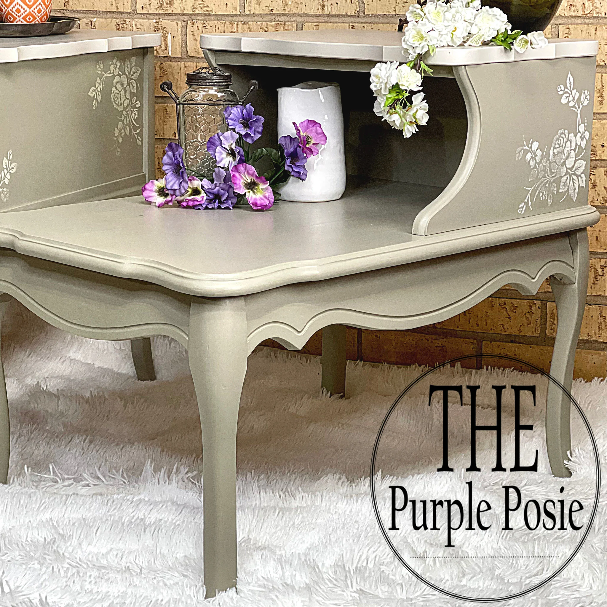 Dixie Belle Sawmill Gravy Chalk Mineral Paint | Furniture Paint - Image 4
