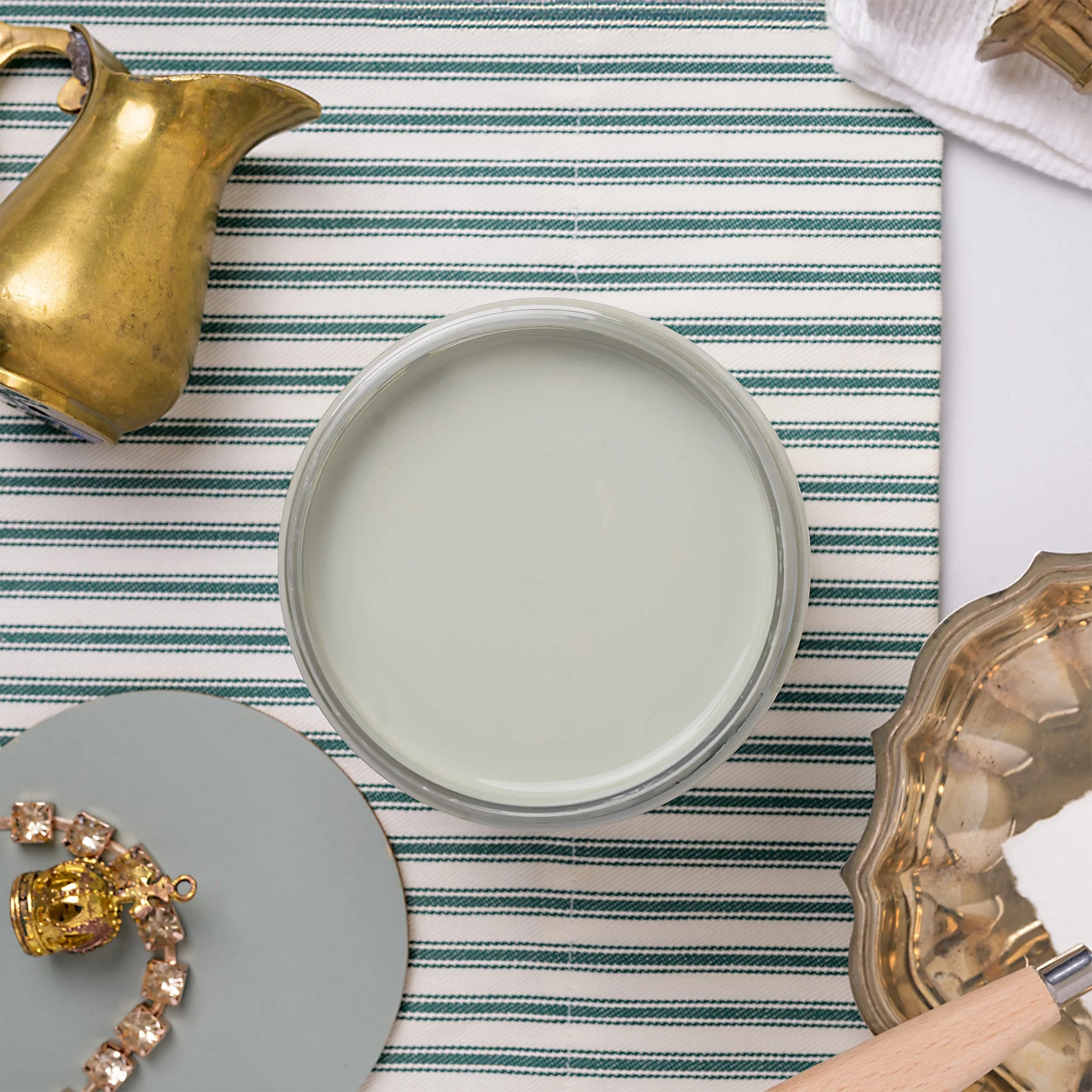 Dixie Belle Oxford Fog Silk All-in-One | Furniture Paint - Image 11