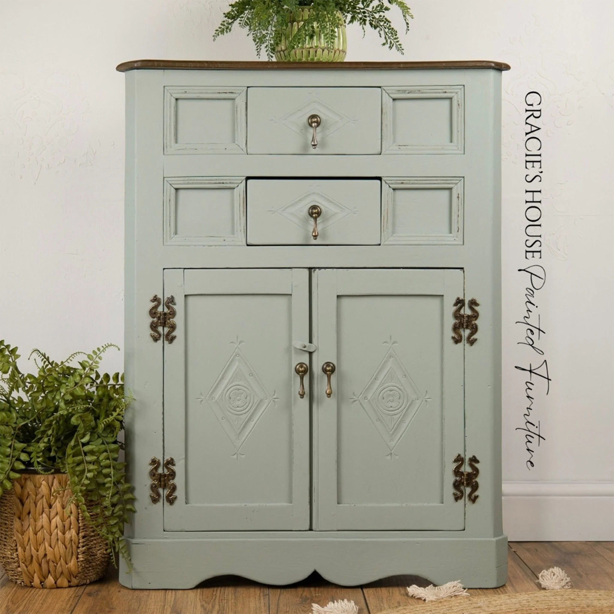 Dixie Belle Oxford Fog Silk All-in-One | Furniture Paint - Image 6