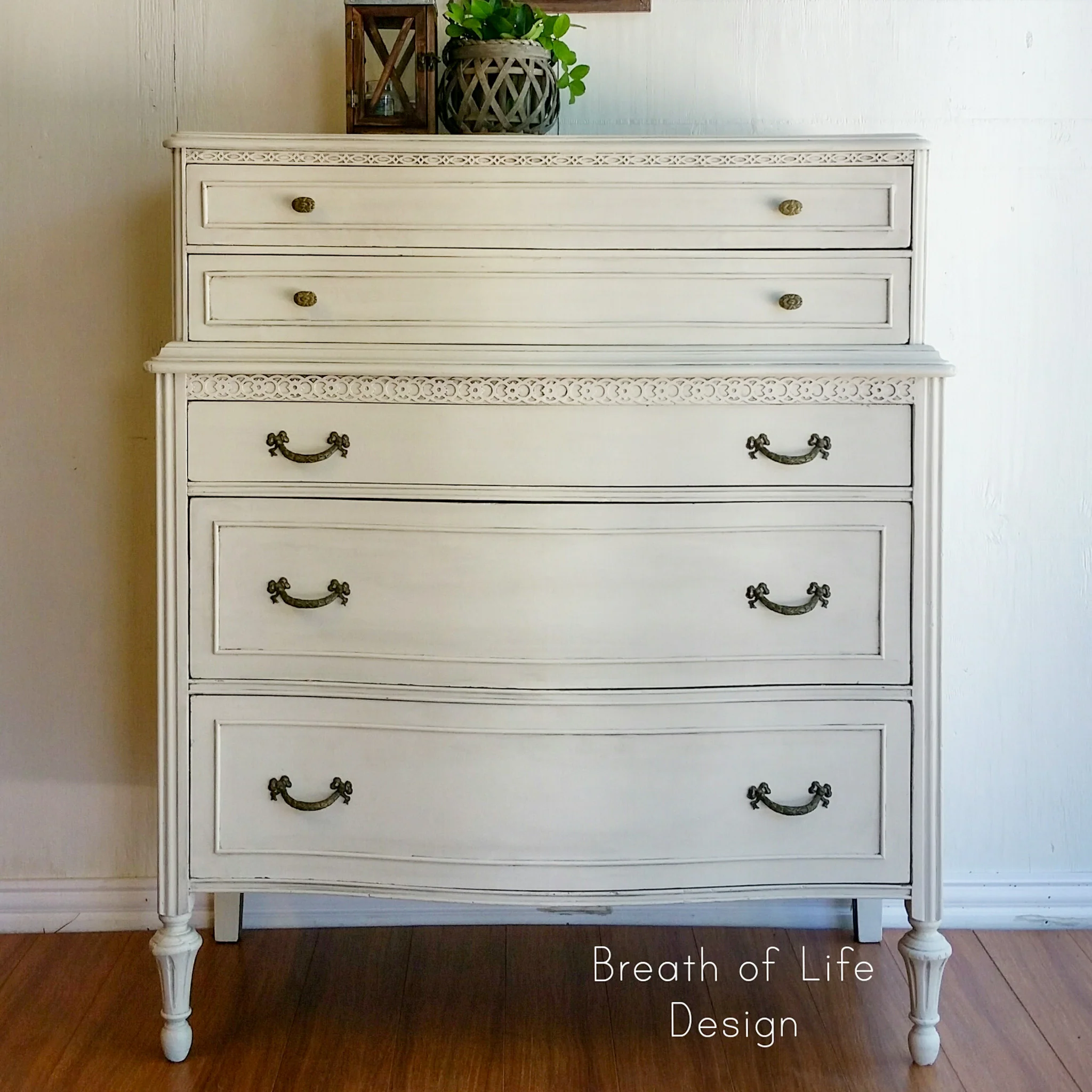 Dixie Belle Drop Cloth Chalk Mineral Paint | Furniture Paint - Image 5