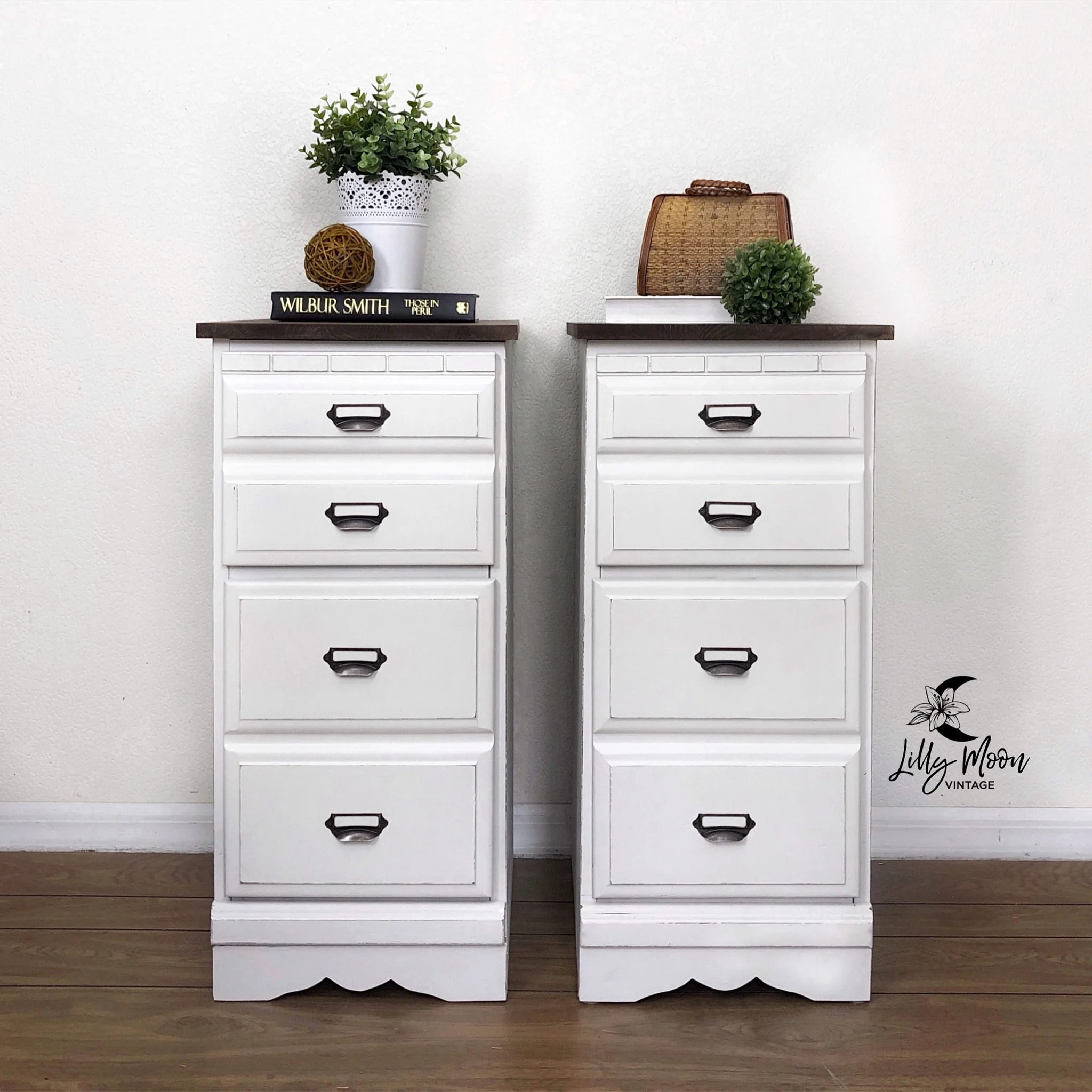 Dixie Belle Fluff Chalk Mineral Paint | Furniture Paint - Image 3