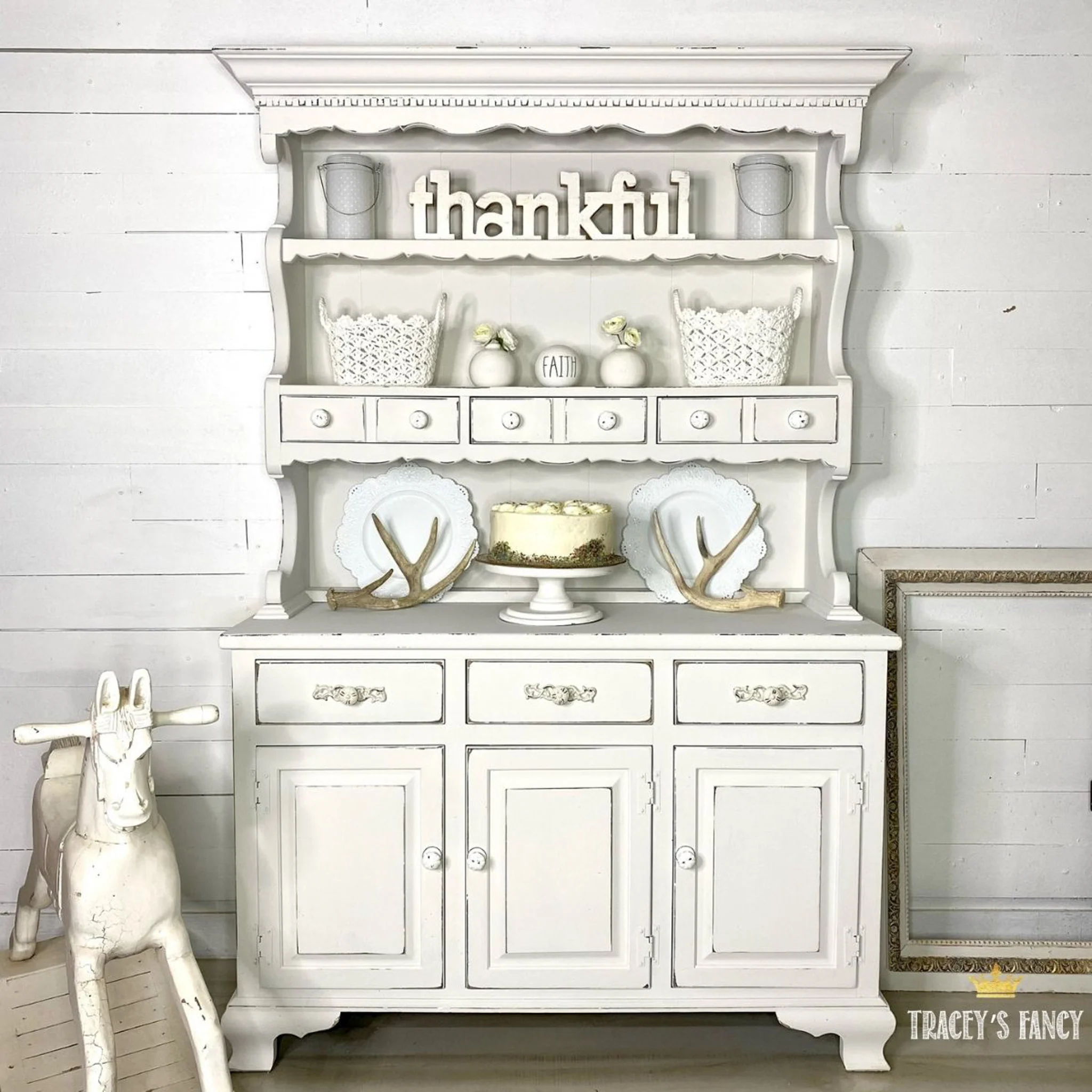 Dixie Belle Fluff Chalk Mineral Paint | Furniture Paint - Image 5