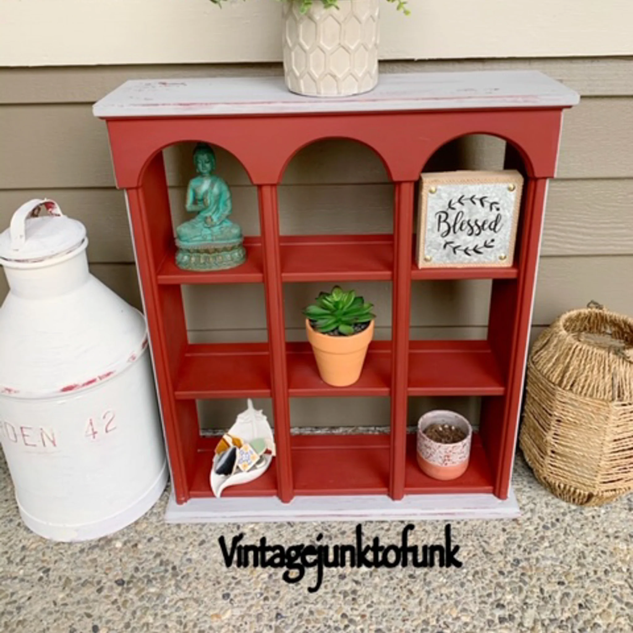 Dixie Belle Rustic Red Chalk Mineral Paint | Furniture Paint - Image 4