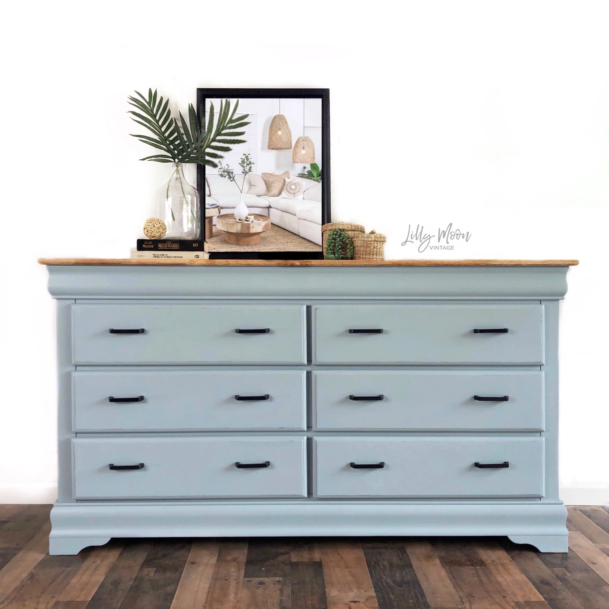 Dixie Belle Savannah Mist Chalk Mineral Paint | Furniture Paint - Image 6