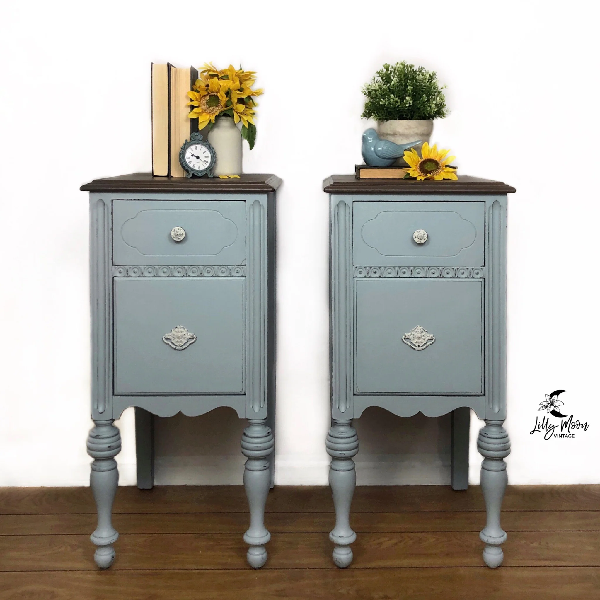 Dixie Belle Savannah Mist Chalk Mineral Paint | Furniture Paint - Image 9