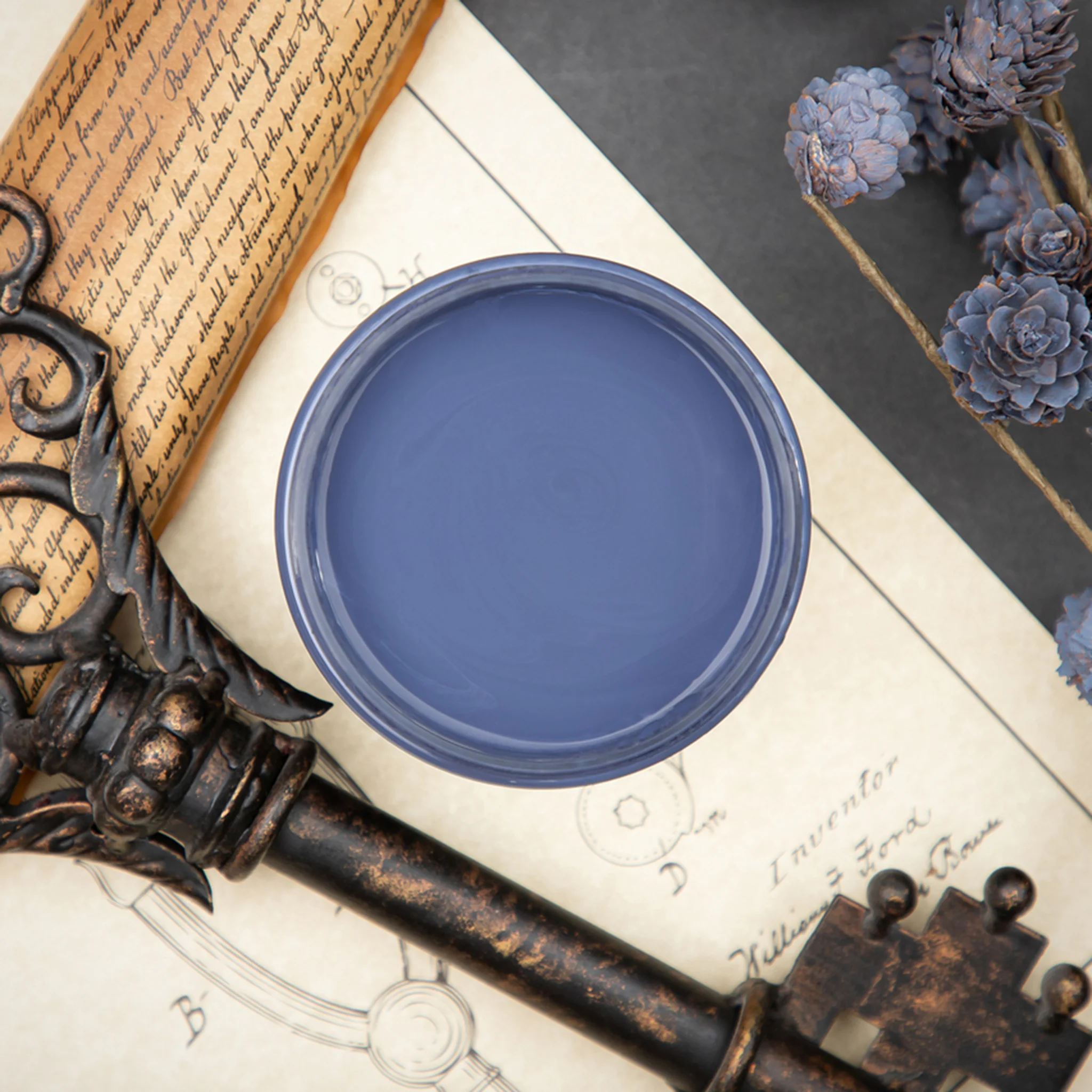 Dixie Belle Yankee Blue Chalk Mineral Paintv